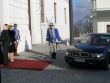 Prslunci Velitestva posdky Bratislava privtali novozvolenho eskho premira